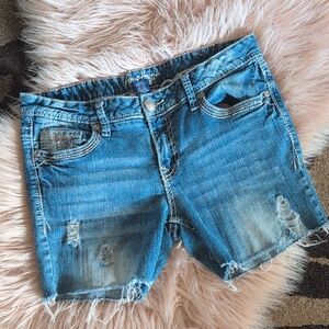 Amethyst Jeans Blue Jean Shorts with Distressed Hem